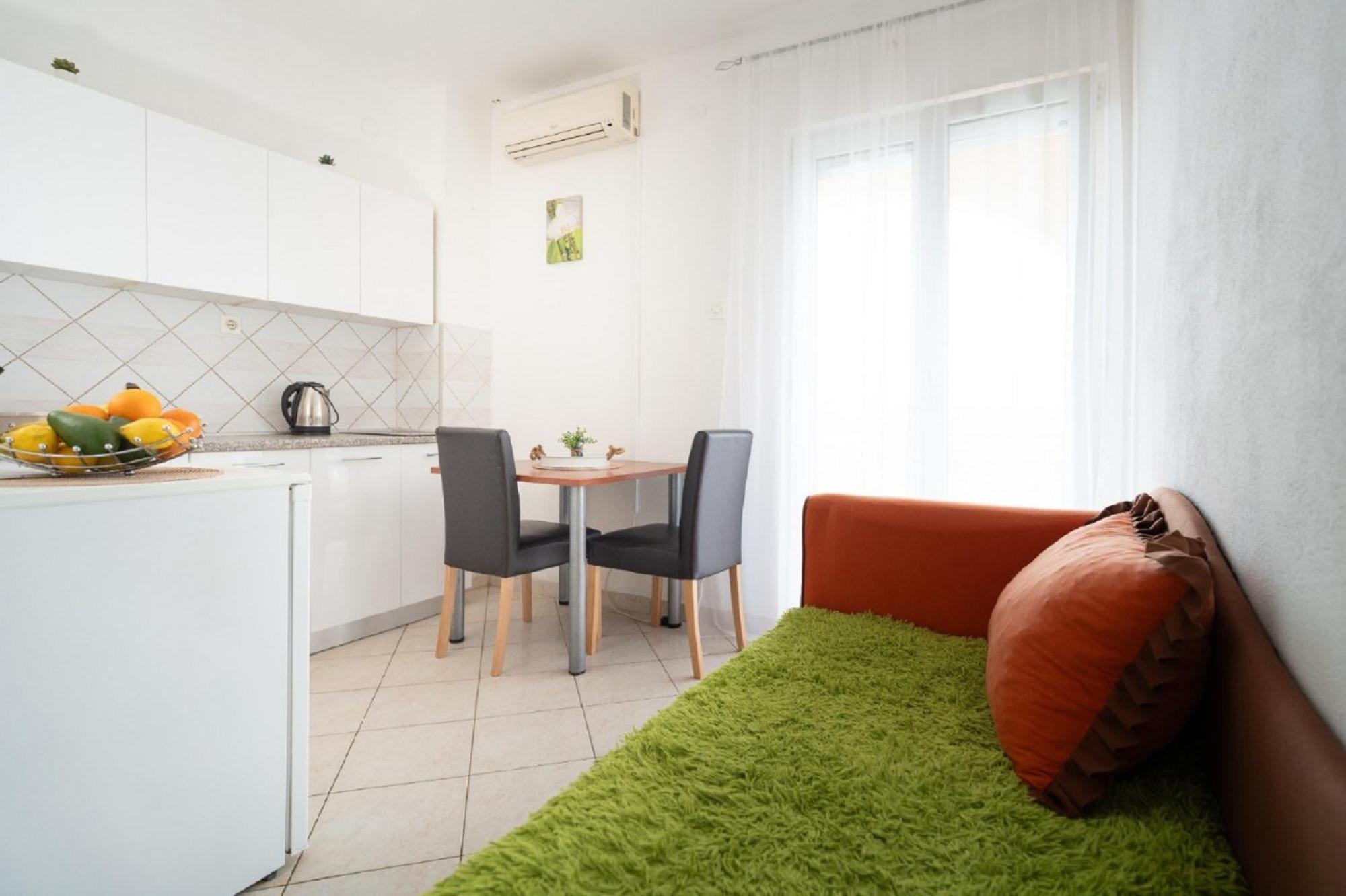 Apartments Milic Gornji Karin Eksteriør bilde