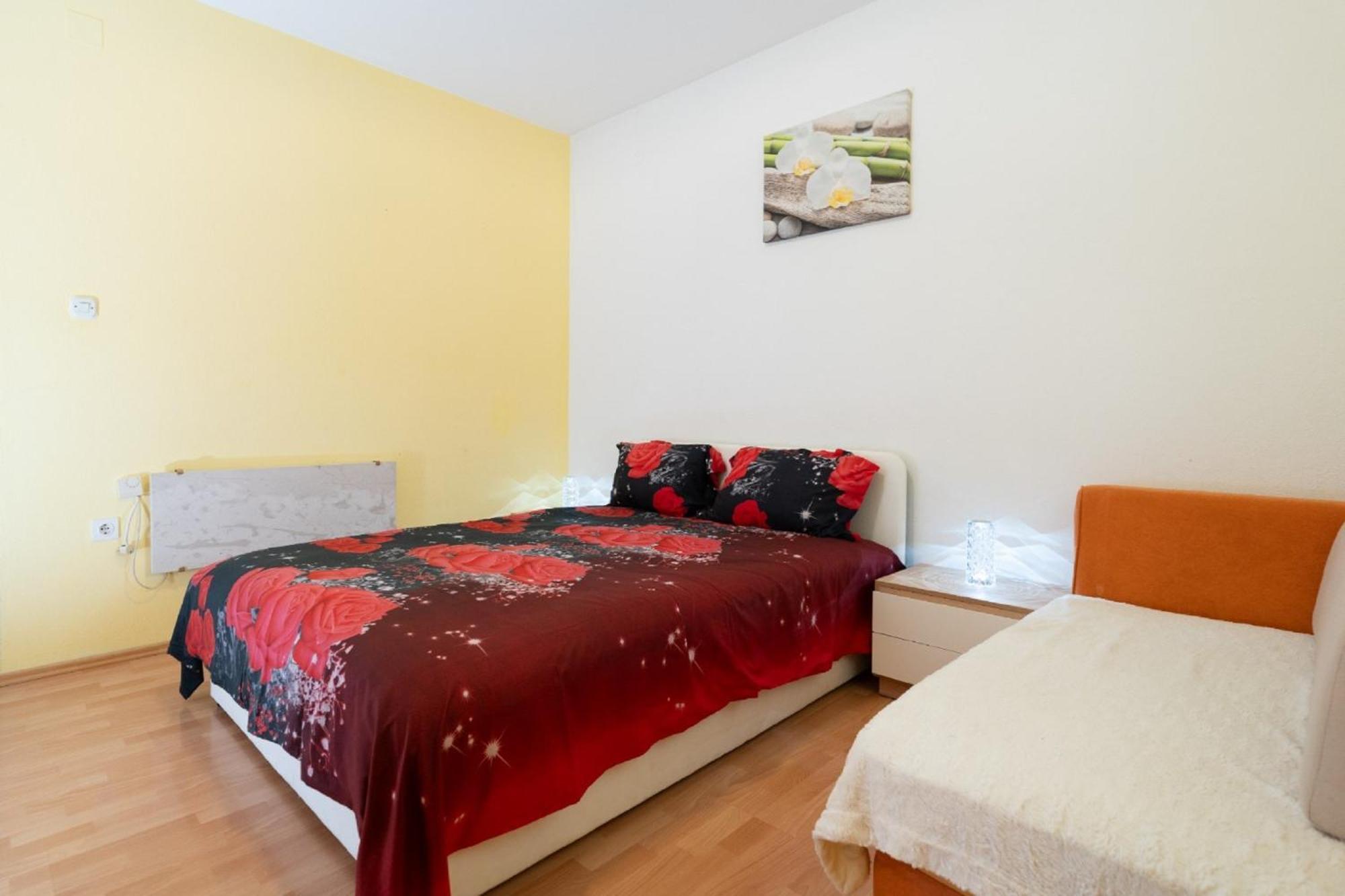 Apartments Milic Gornji Karin Rom bilde