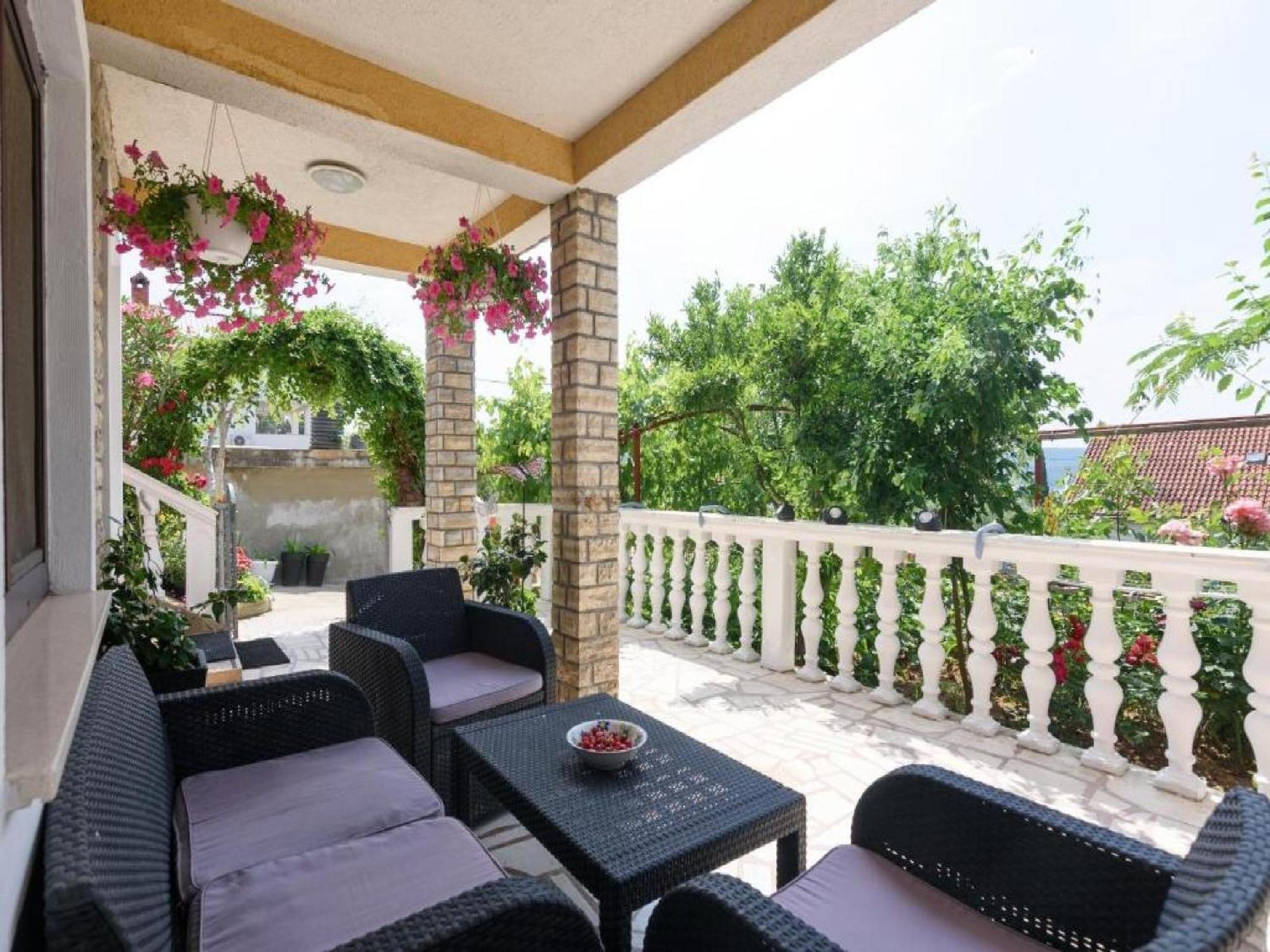 Apartments Milic Gornji Karin Rom bilde